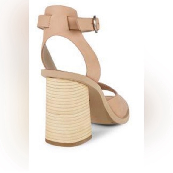 DOLCE VITA | Aaliyah Ankle Strap Block Heel Sandals - Picture 2 of 6